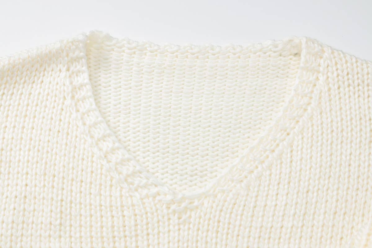SOLID COLOR SIMPLE LOOSE V-NECK KNIT SWEATER