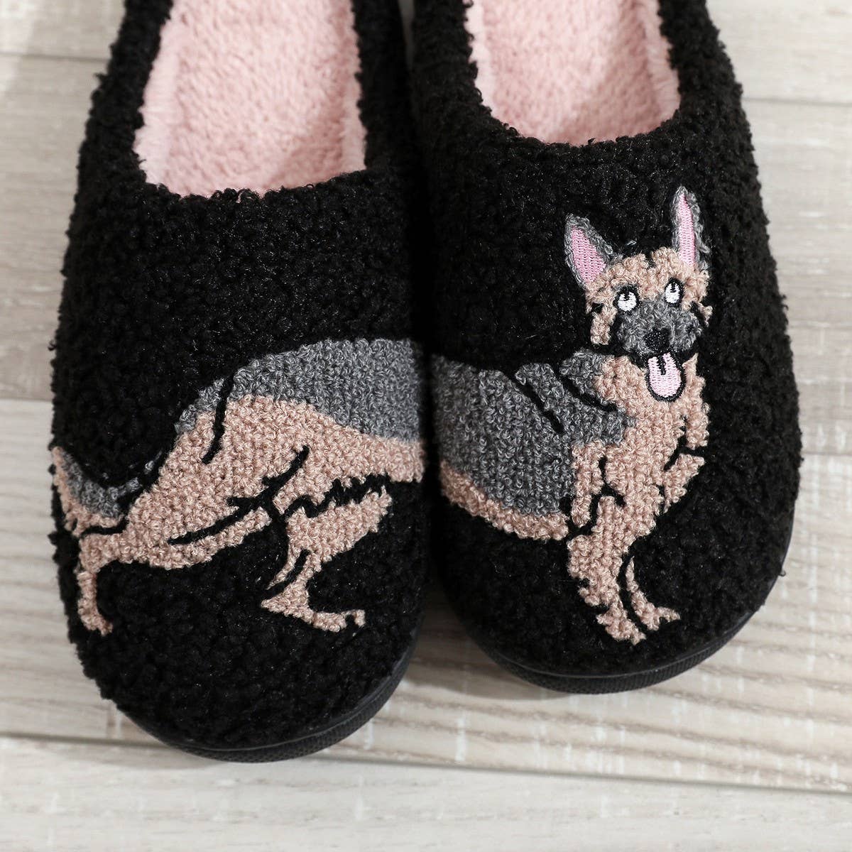 PET CARTOON EMBROIDERED COMFORTABLE FUR SLIPPERS_CWSHS0861