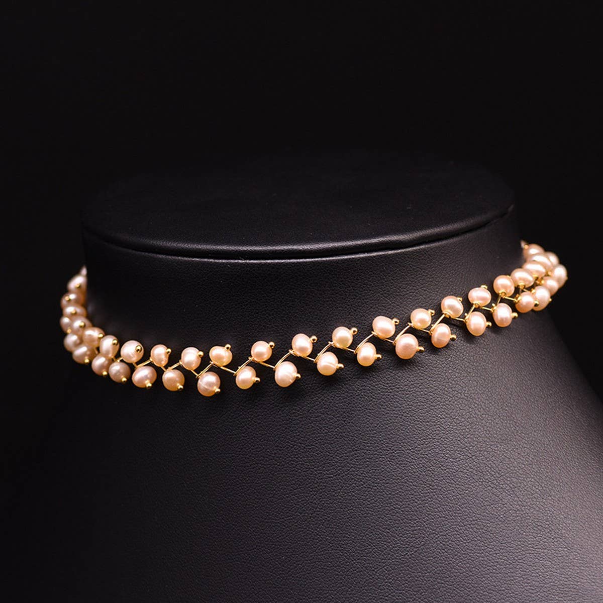 WOMEN'S ALL-MATCH HIGH-END PEARL NECKLACE