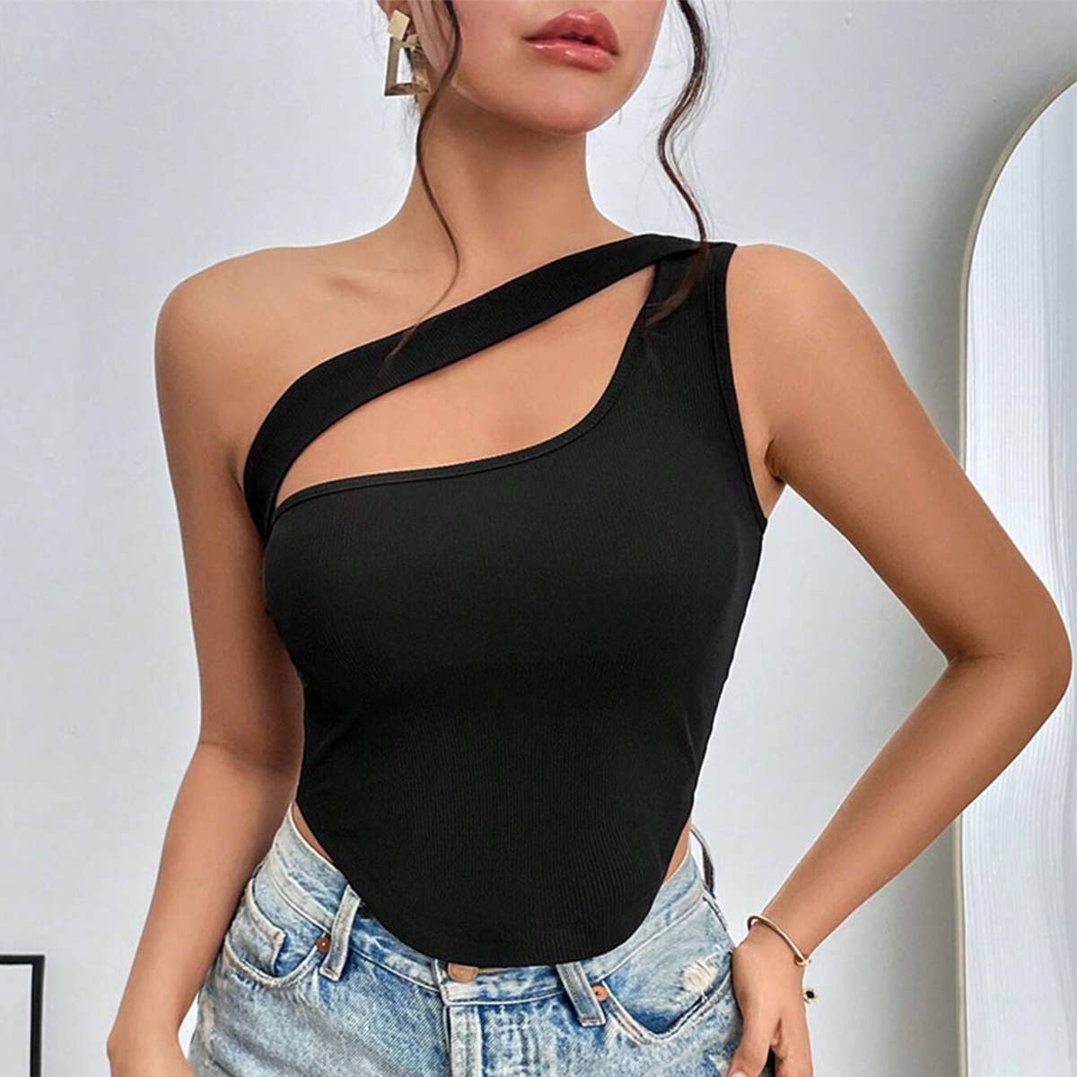 SHORT IRREGULAR HEM DIAGONAL SHOULDER WRAP VEST