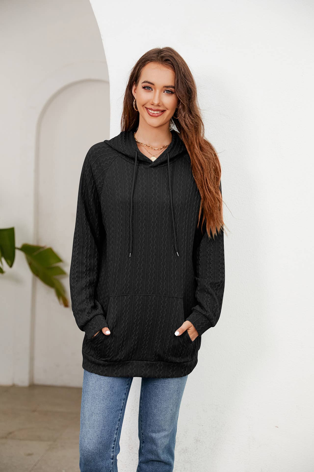 Hooded drawstring pocket pullover hoodie