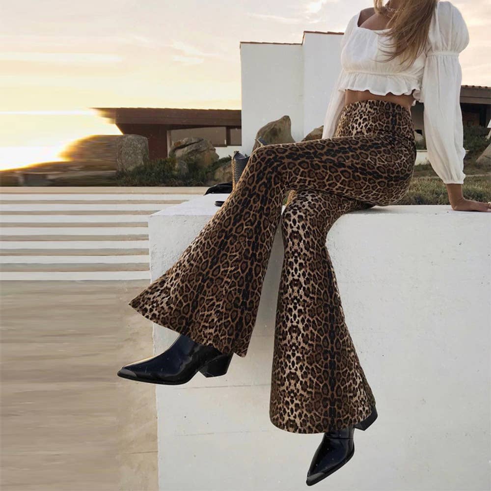 LEOPARD PRINT SLIM, HIGH-WAISTED FLARED PANTS