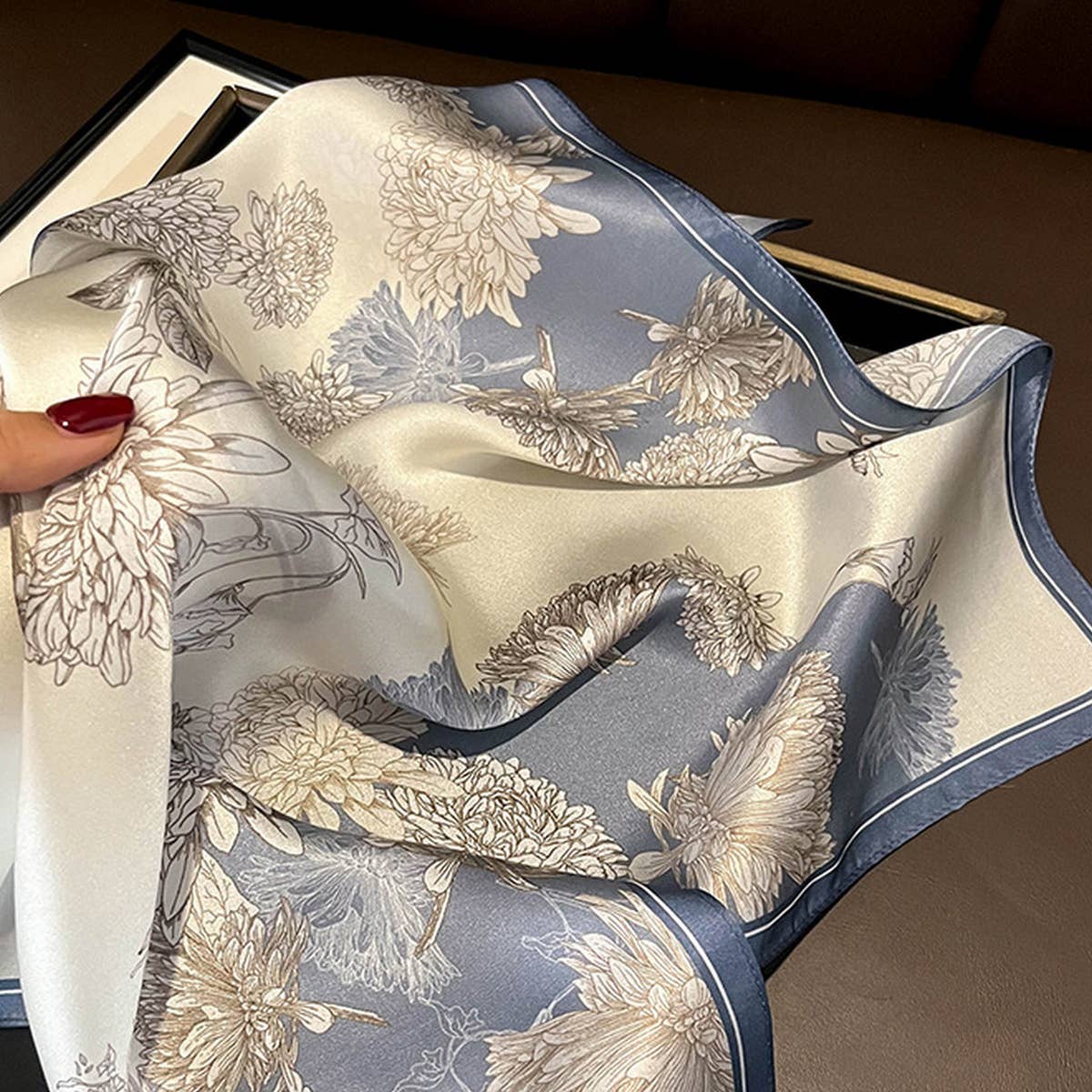 100% Mulberry Silk Square Scarf for Hair & Neck_CWASC0564