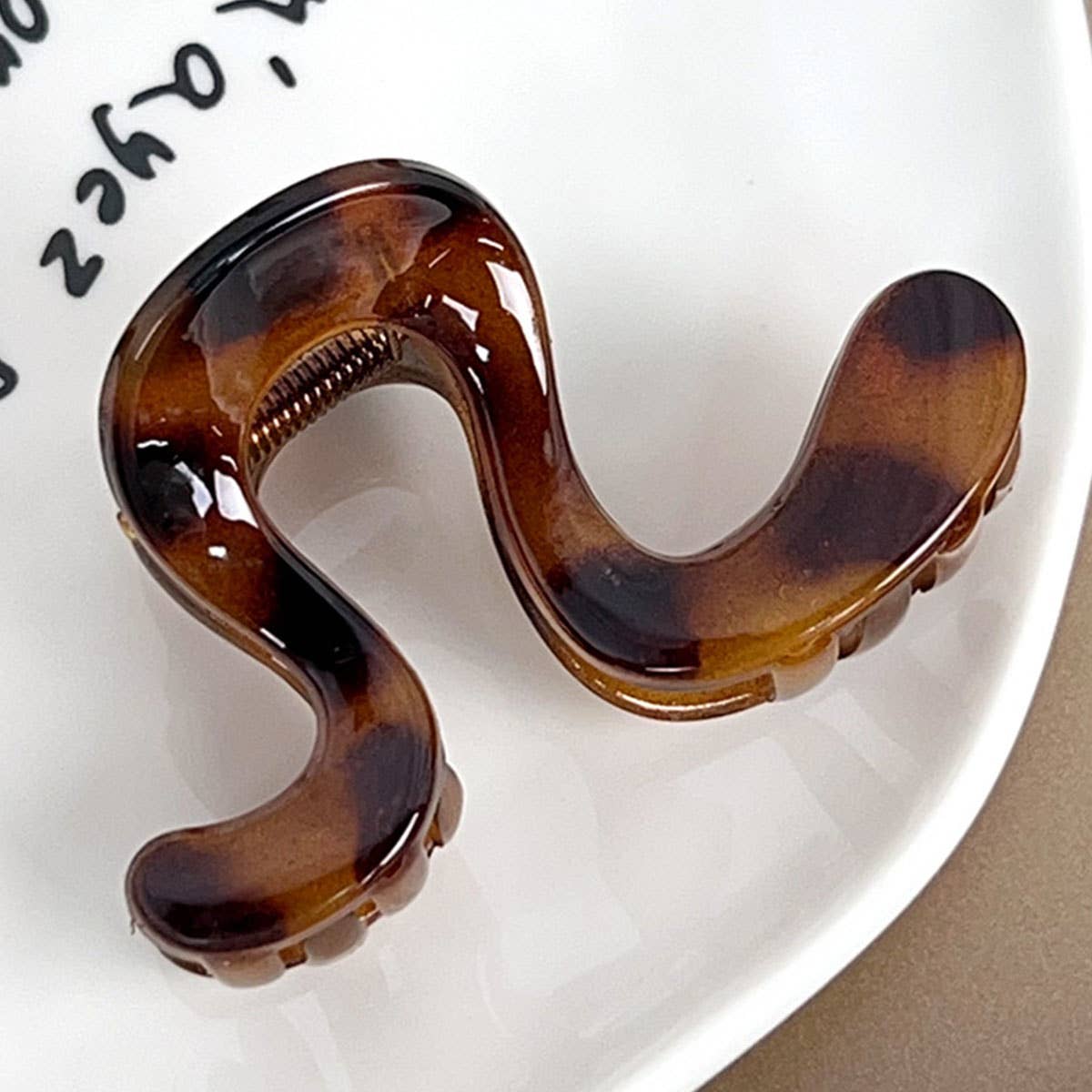 High-end semi-tied simple geometric hair clips