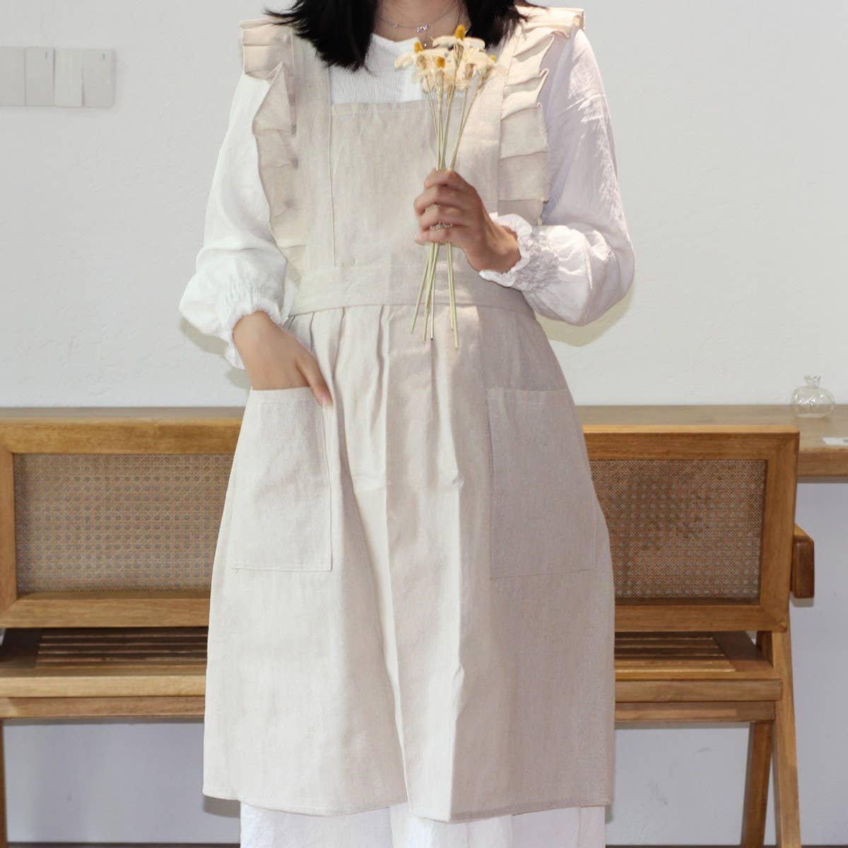 HOME CAFE ART FLORIST RUFFLED APRON