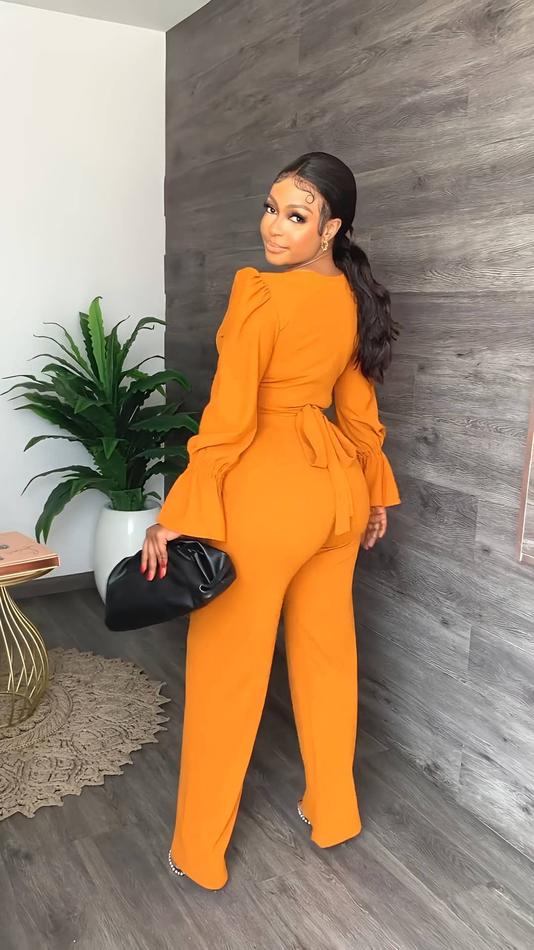 TWO-PIECE V-NECK FLARED SLEEVE TOP WIDE-LEG PANTS