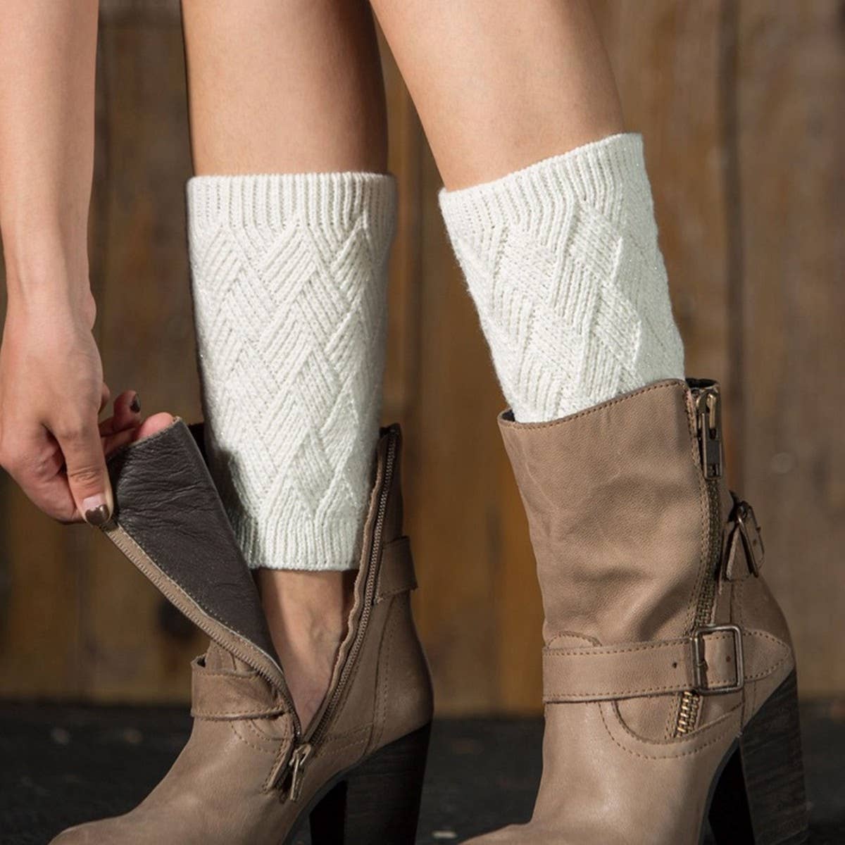 NEW AUTUMN AND WINTER KNITTED LEG WARMERS