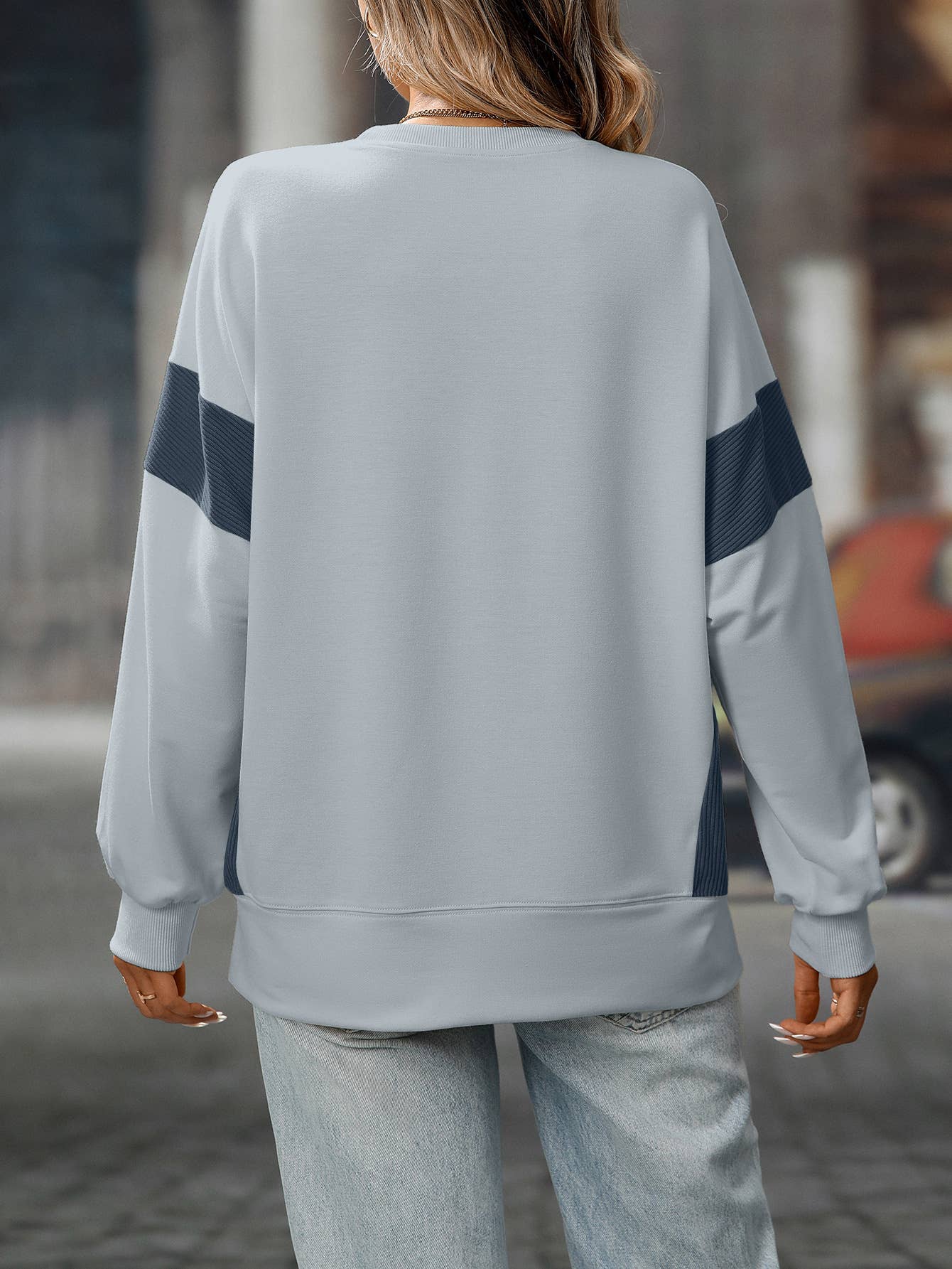 Round-neck,color-blocked,casual loose hoodie