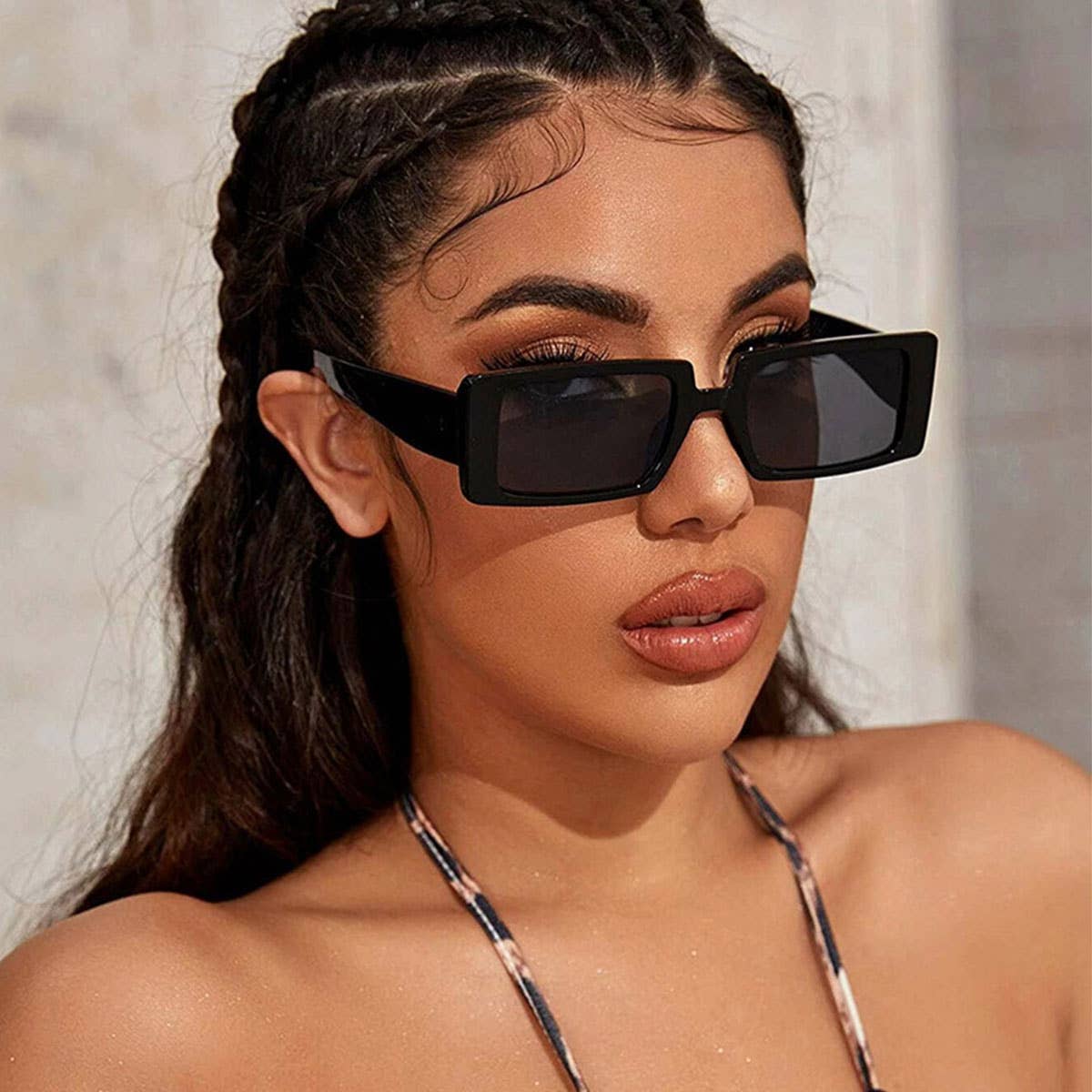 CLASSIC SQUARE SUNGLASSES