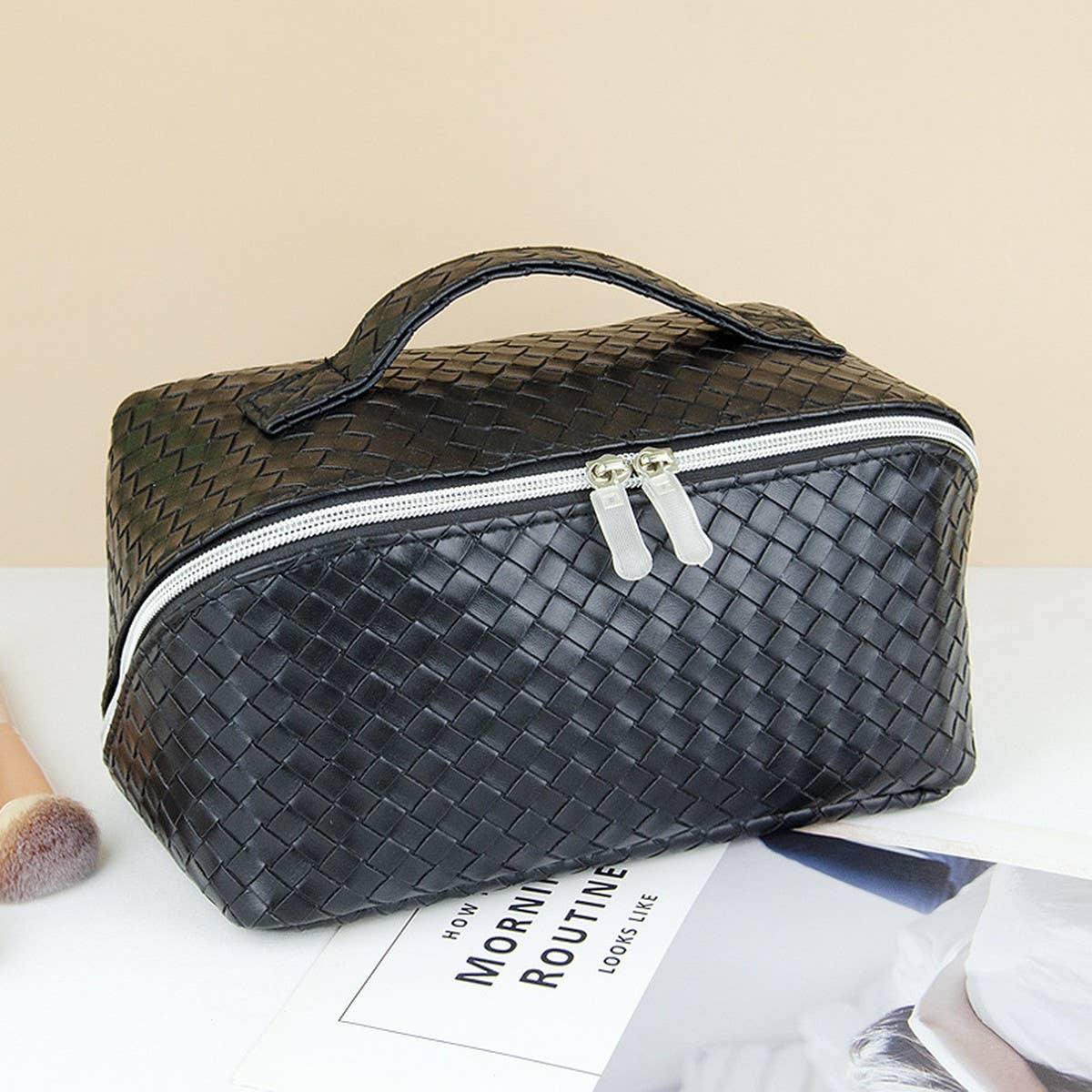 FASHION PORTABLE WOVEN COSMETIC BAG_CWAB1084