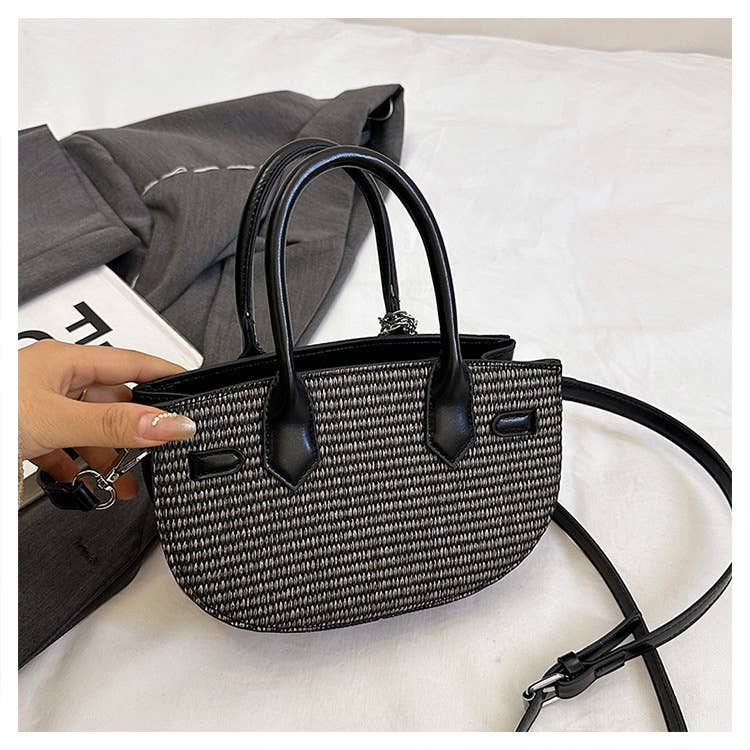 Weave fashionable and niche handbags and totes