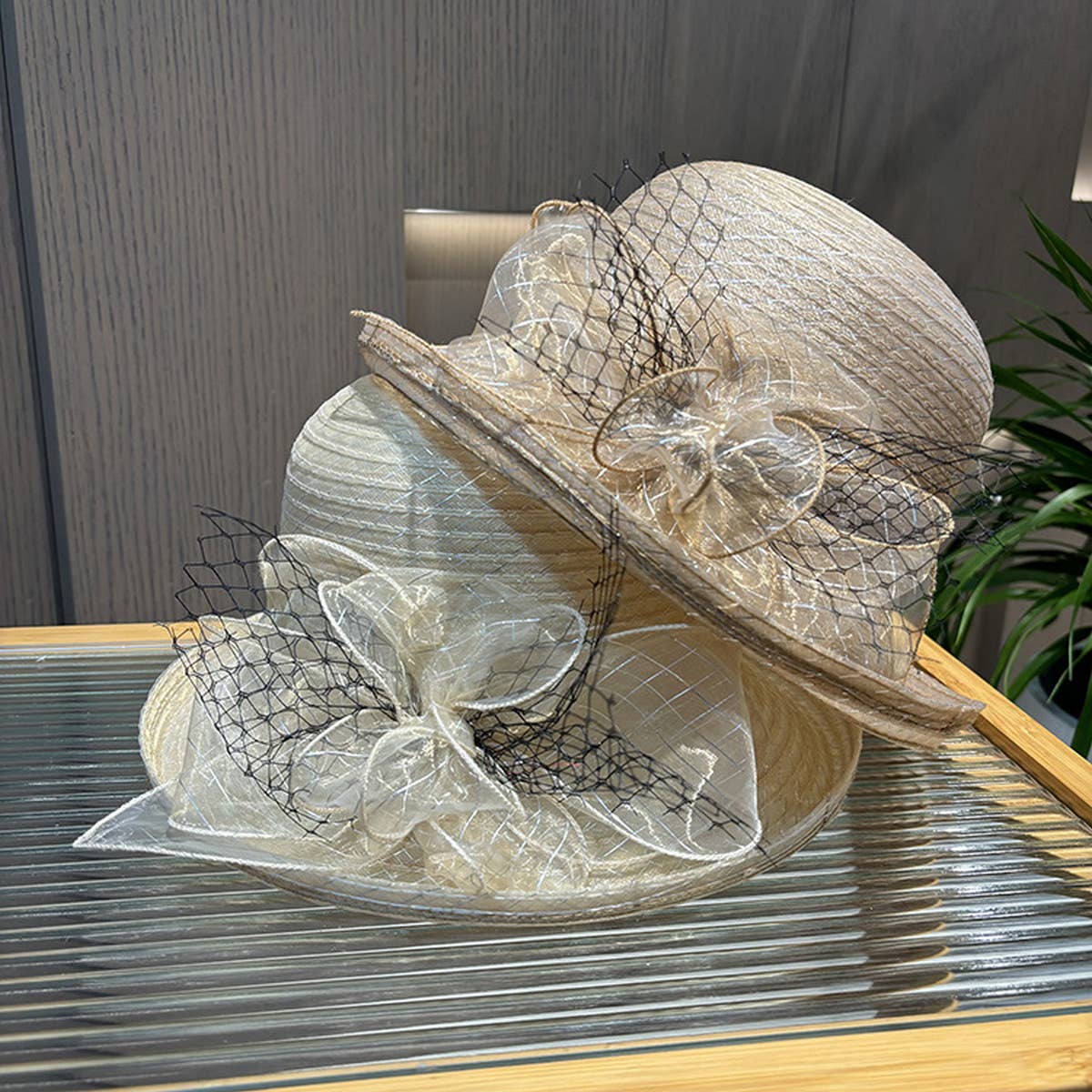 FASHIONABLE CURLED MESH FLOWER BUCKET HAT_CWAH1211