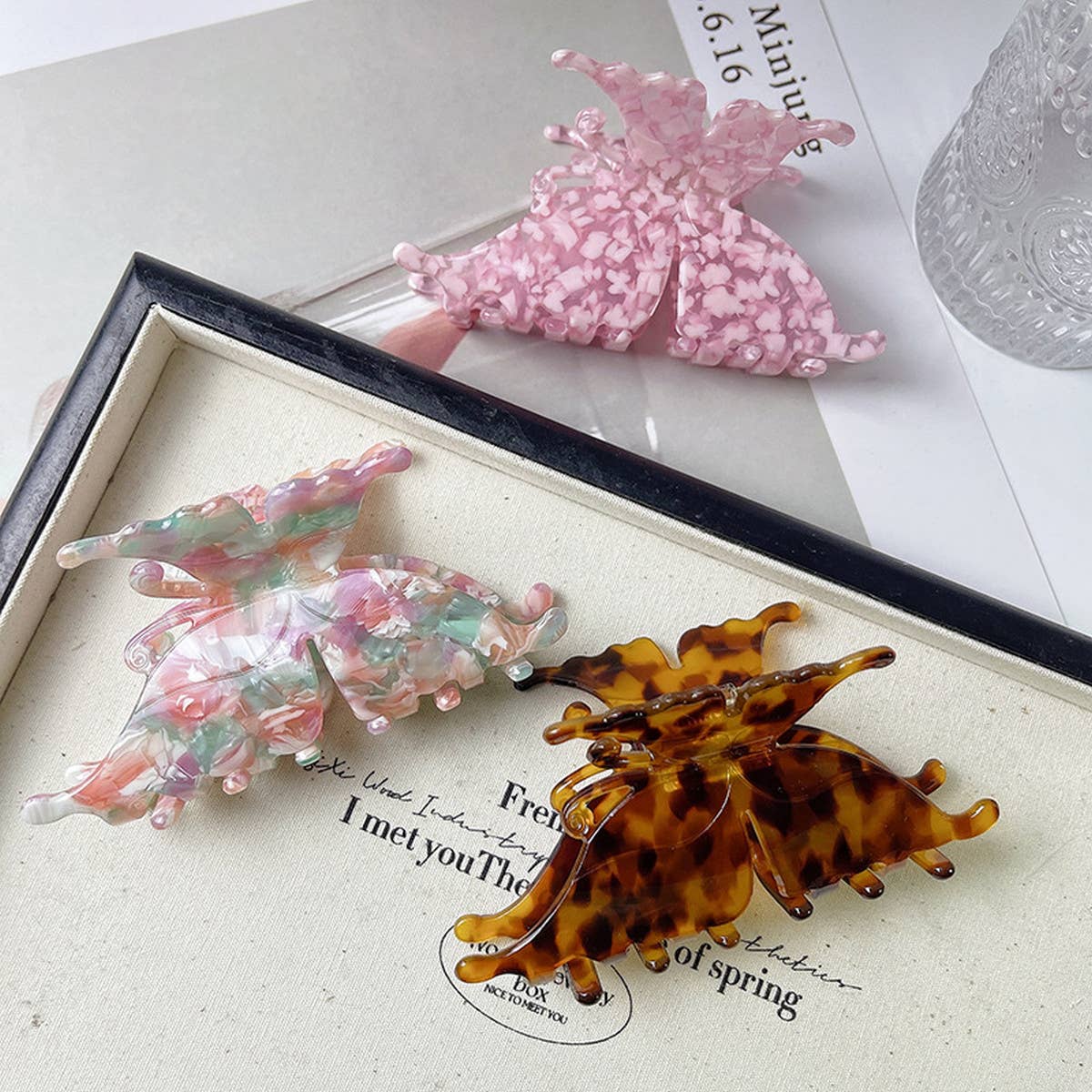 Vintage 3D Butterfly Hair Claw French Acetate Clip_CWAHA1335