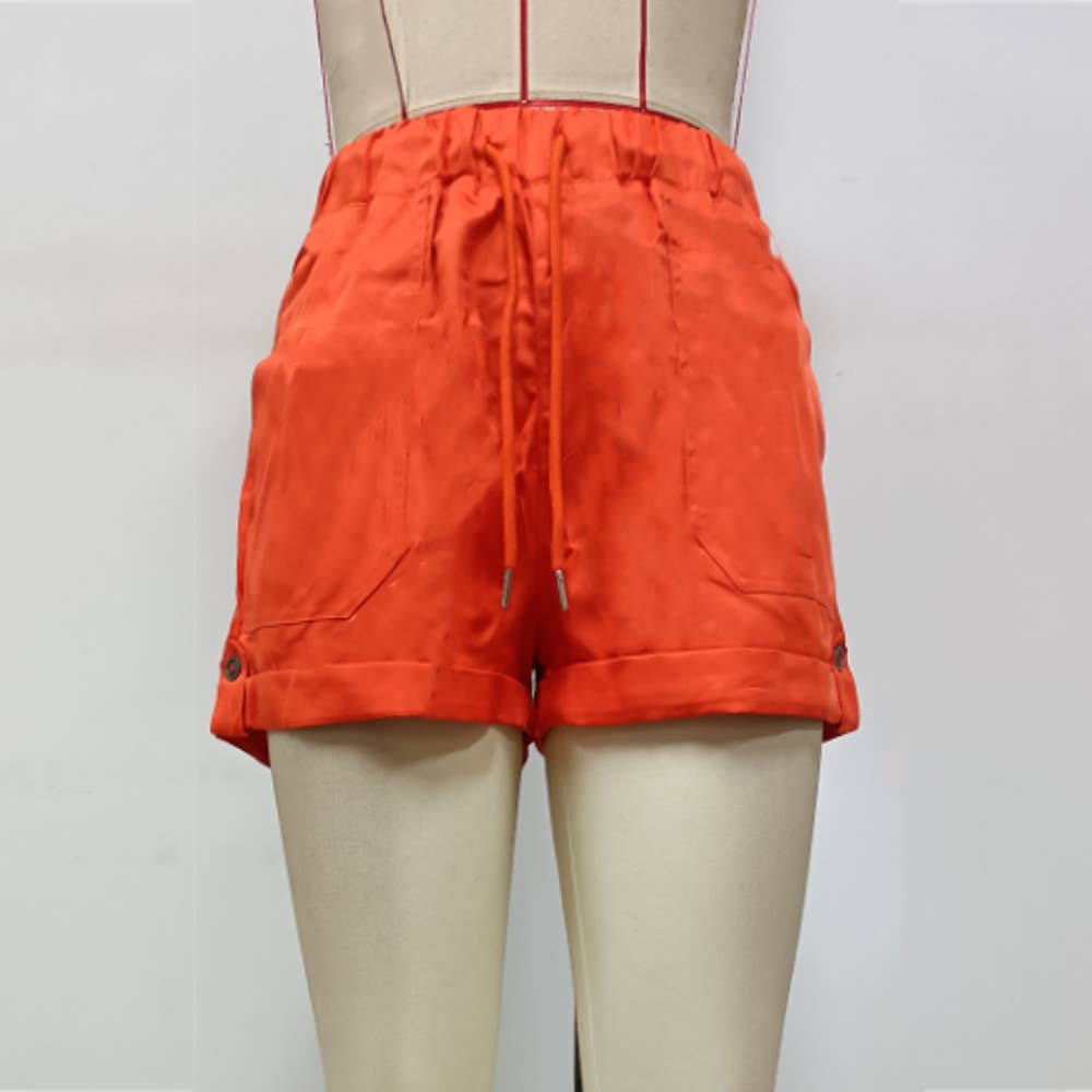CASUAL LACE-UP CARGO THREE-QUARTER SHORTS