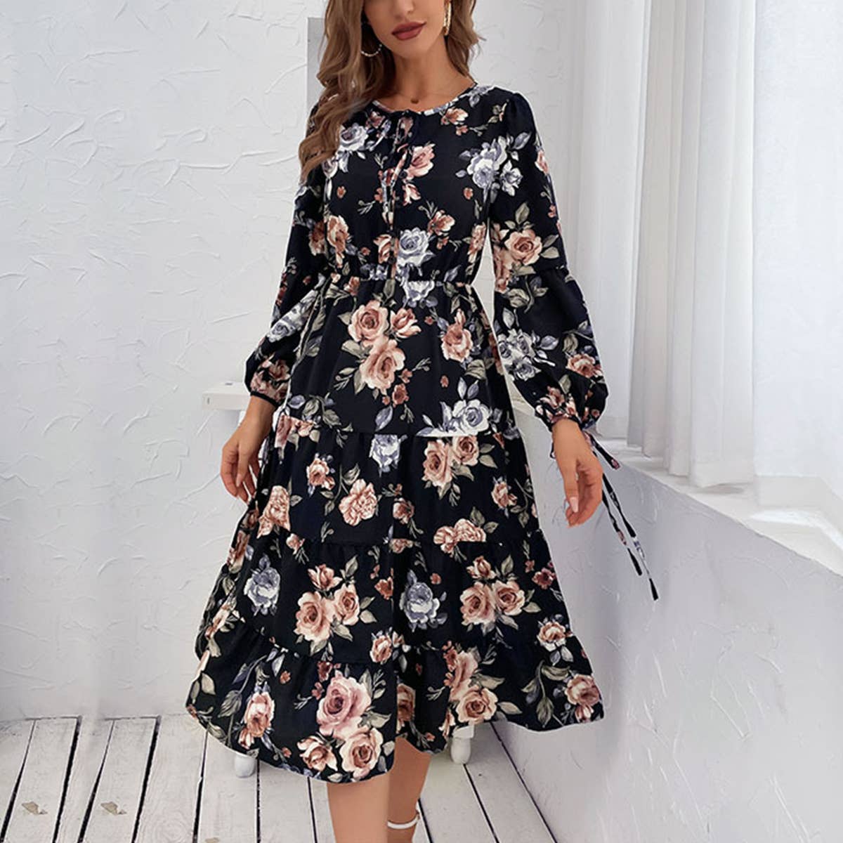 Long-sleeve lace-up print dress