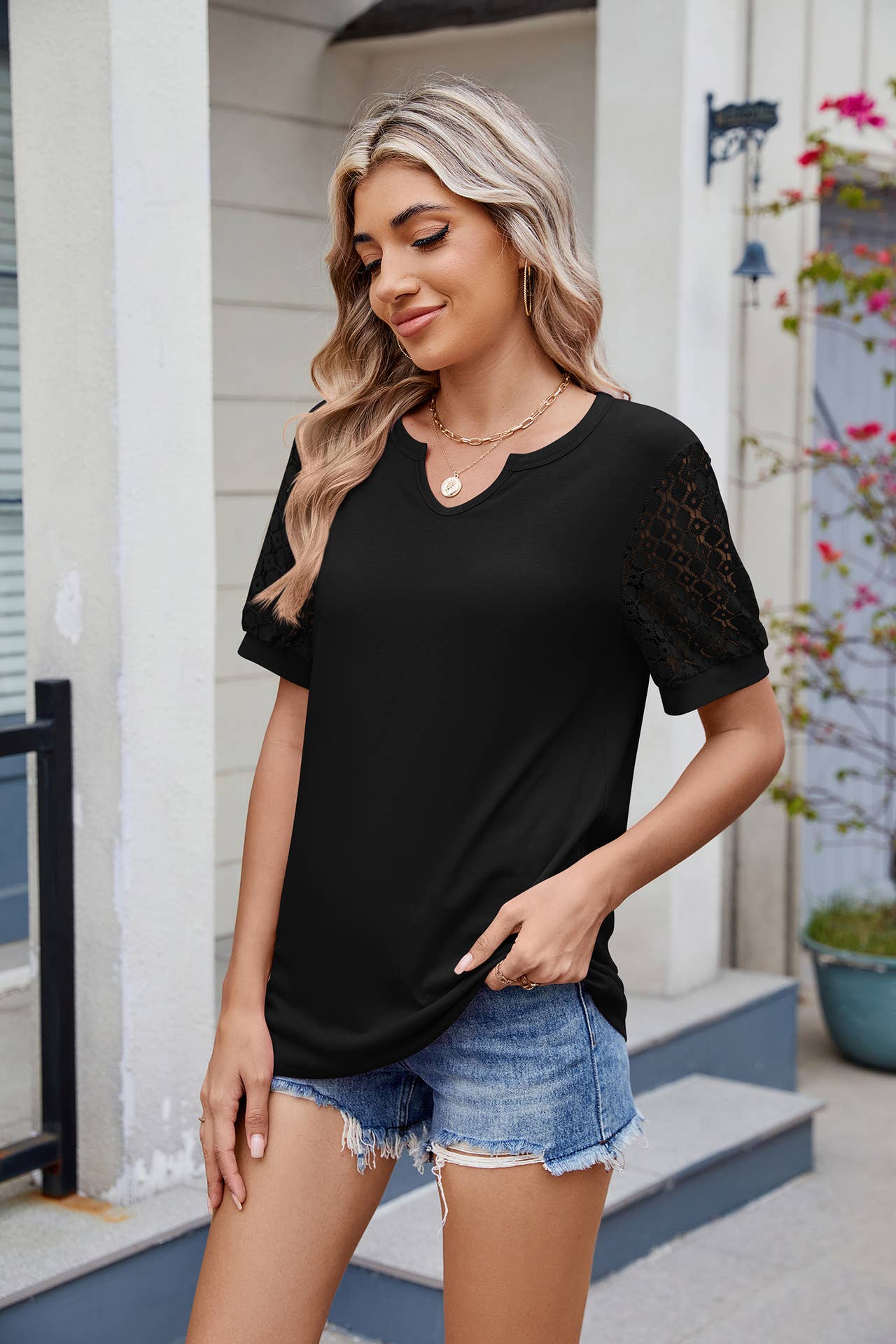 Solid color V-neck lace short sleeve T-shirt