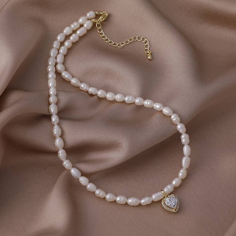 Baroque irregular retro freshwater pearl necklace