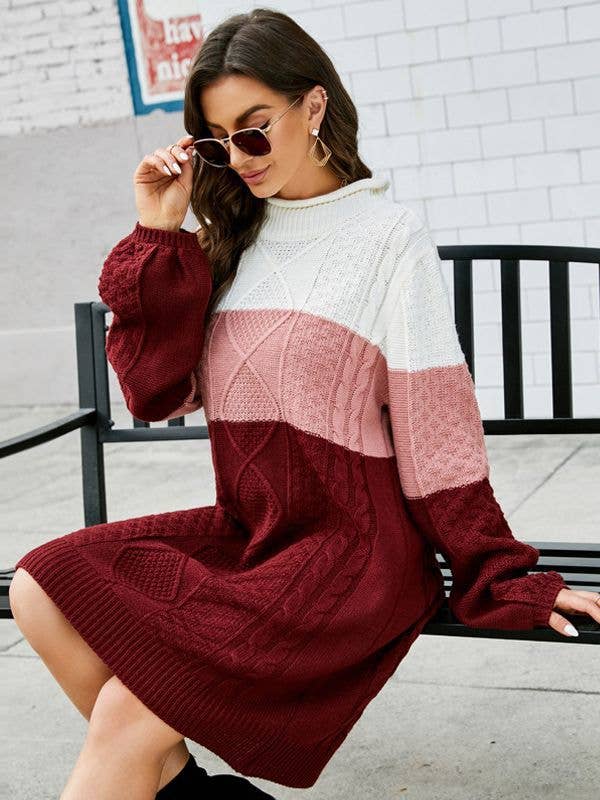 LONG SLEEVE SWEATER DRESS IN CONTRASTING COLORS