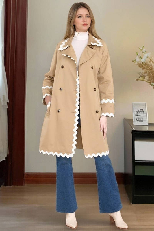 CWOCO1280_WHITE RUFFLED COLLAR DOUBLE-BREASTED BELTED COATS