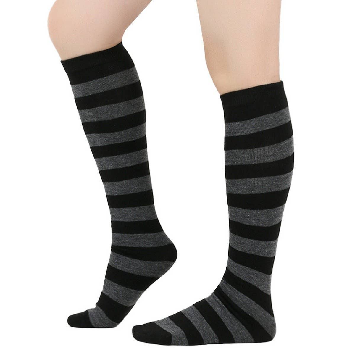 CWMM10060_STRIPED KNEE-HIGH SOCKS FOR CHRISTMAS