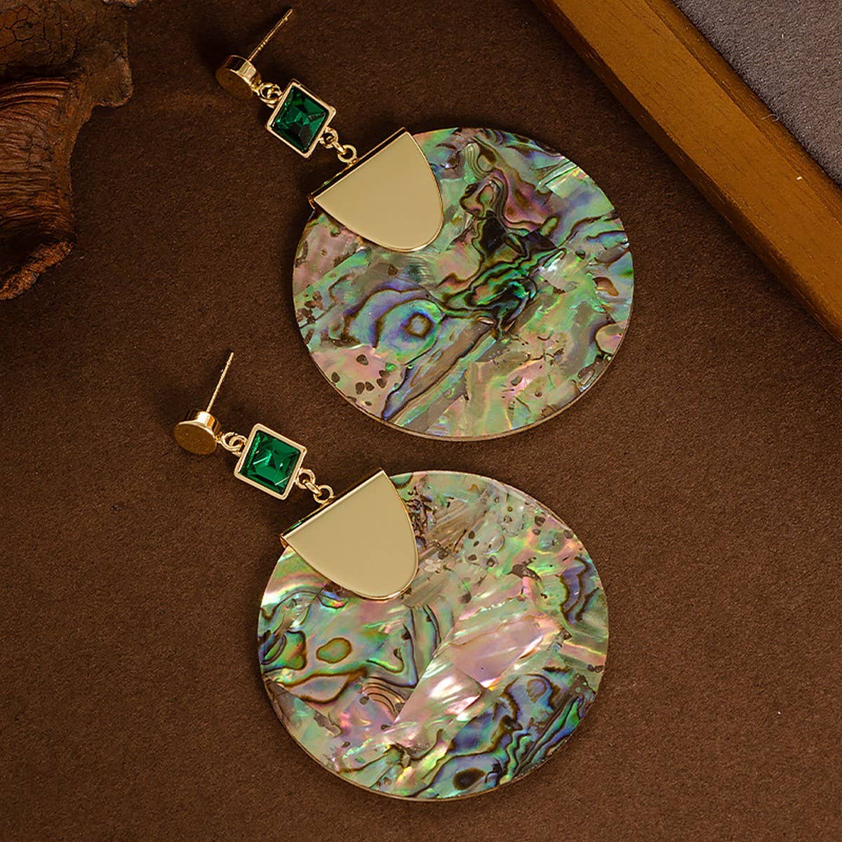 AURORA FANTASY DEEP SEA ABALONE EARRINGS_CWMM4282