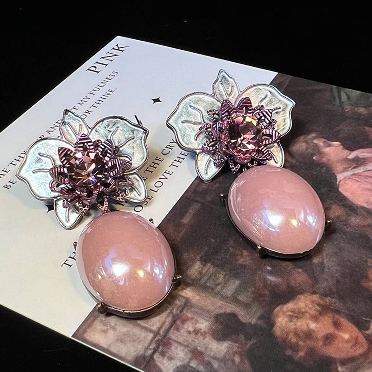 STYLISH VINTAGE FLOWER EARRINGS_CWAJE1122