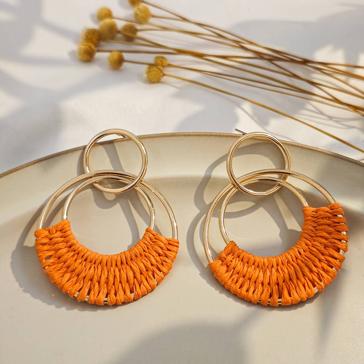 Retro geometric circular perforated earrings