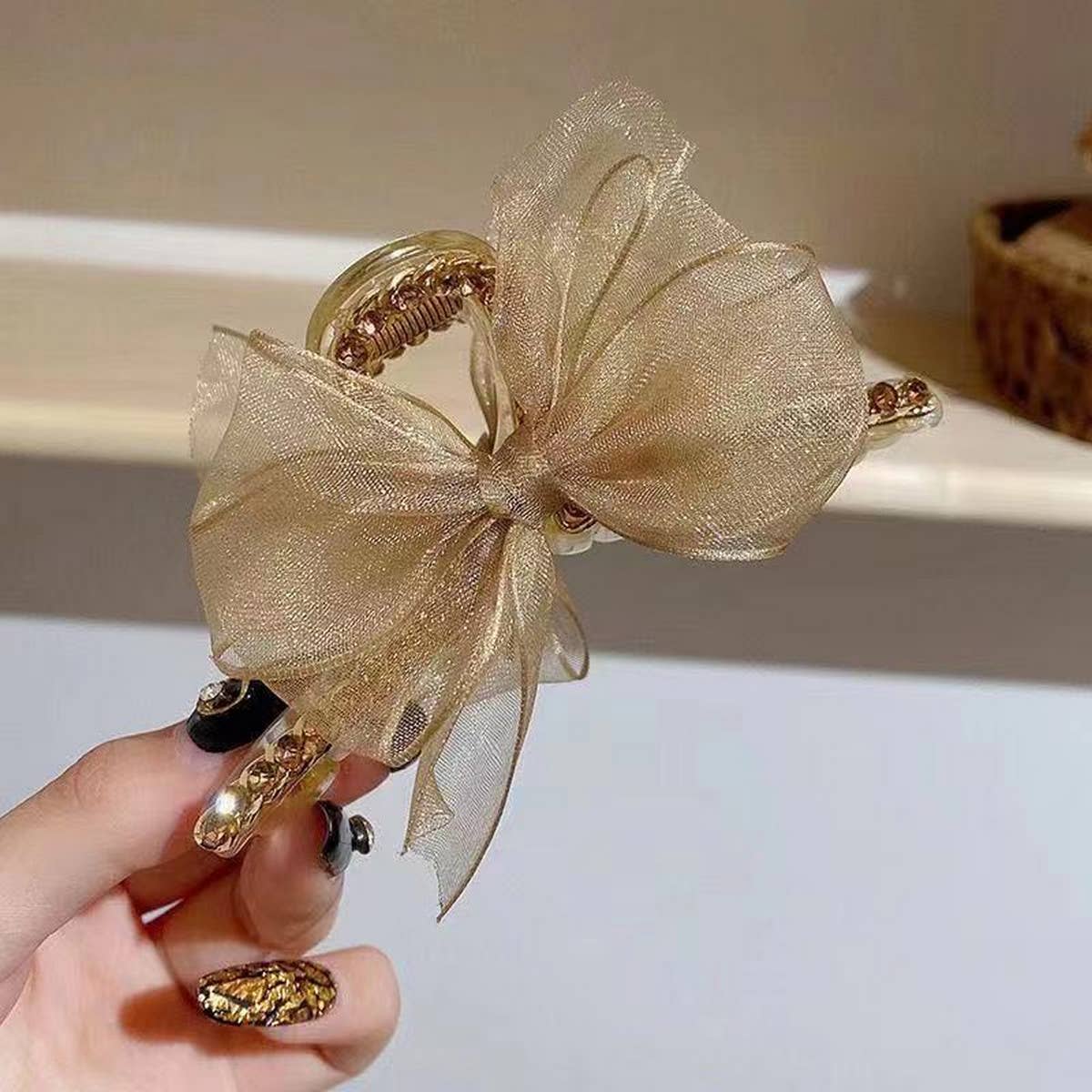 WOMEN RETRO BOW RHINESTONE CLIP_CWAHA0535