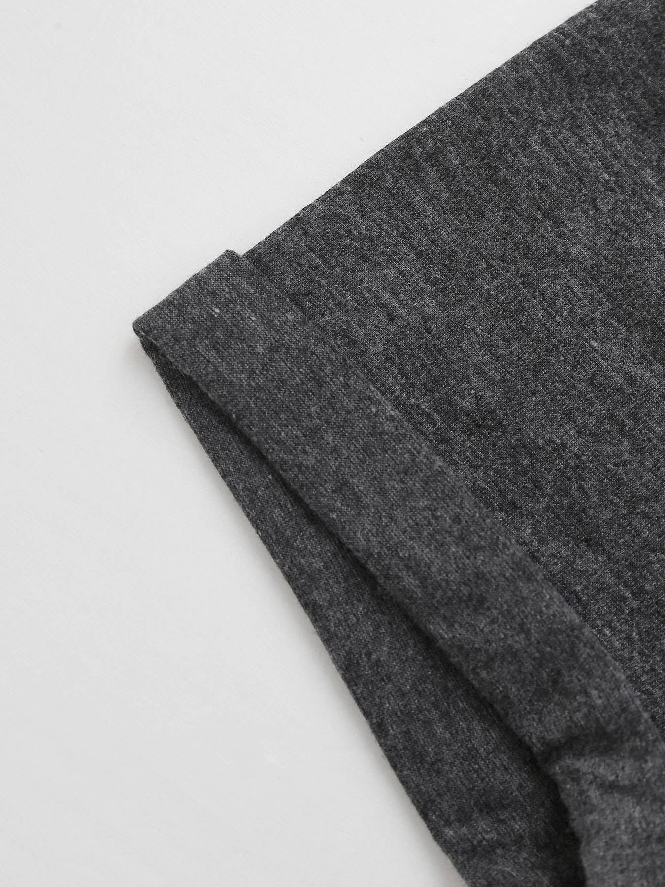 Simple letter print V-neck short-sleeved Top