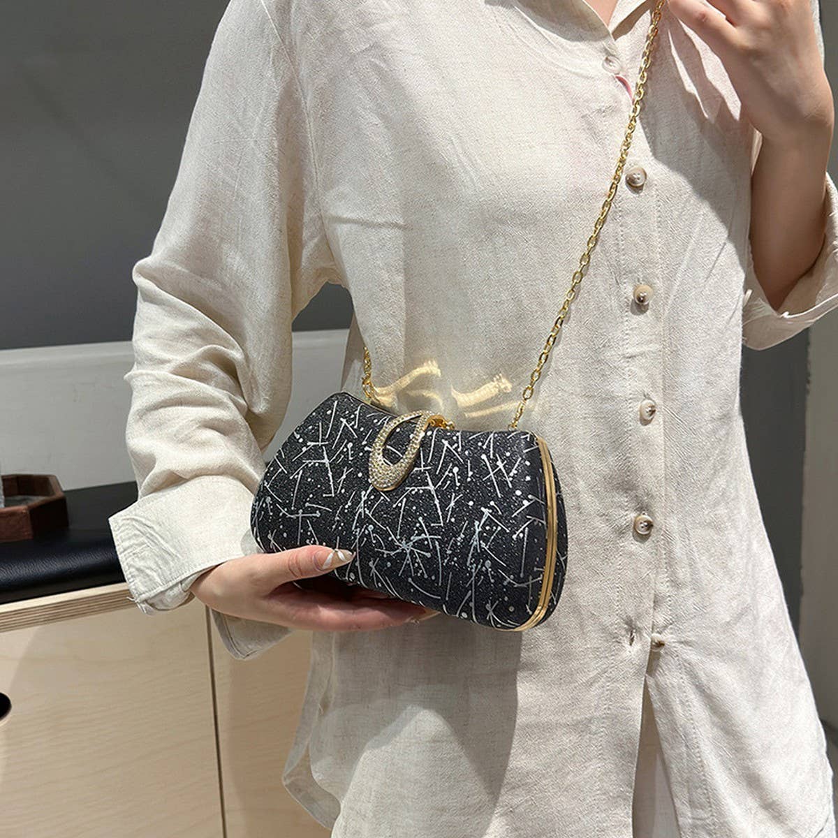 SHOULDER EVENING BAG CHAIN  SQUARE BAG CLUTCH BAG_CWAB3253