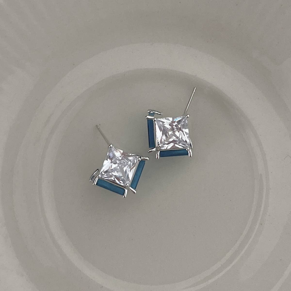 BLUE IMITATION ZIRCON EARRINGS_CWAJE1303