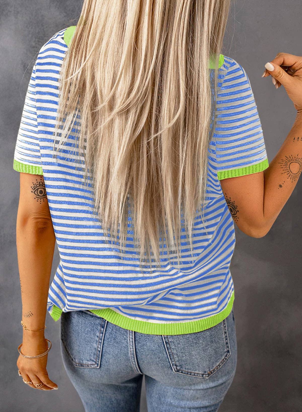 Round-neck striped blocking knitted sweater