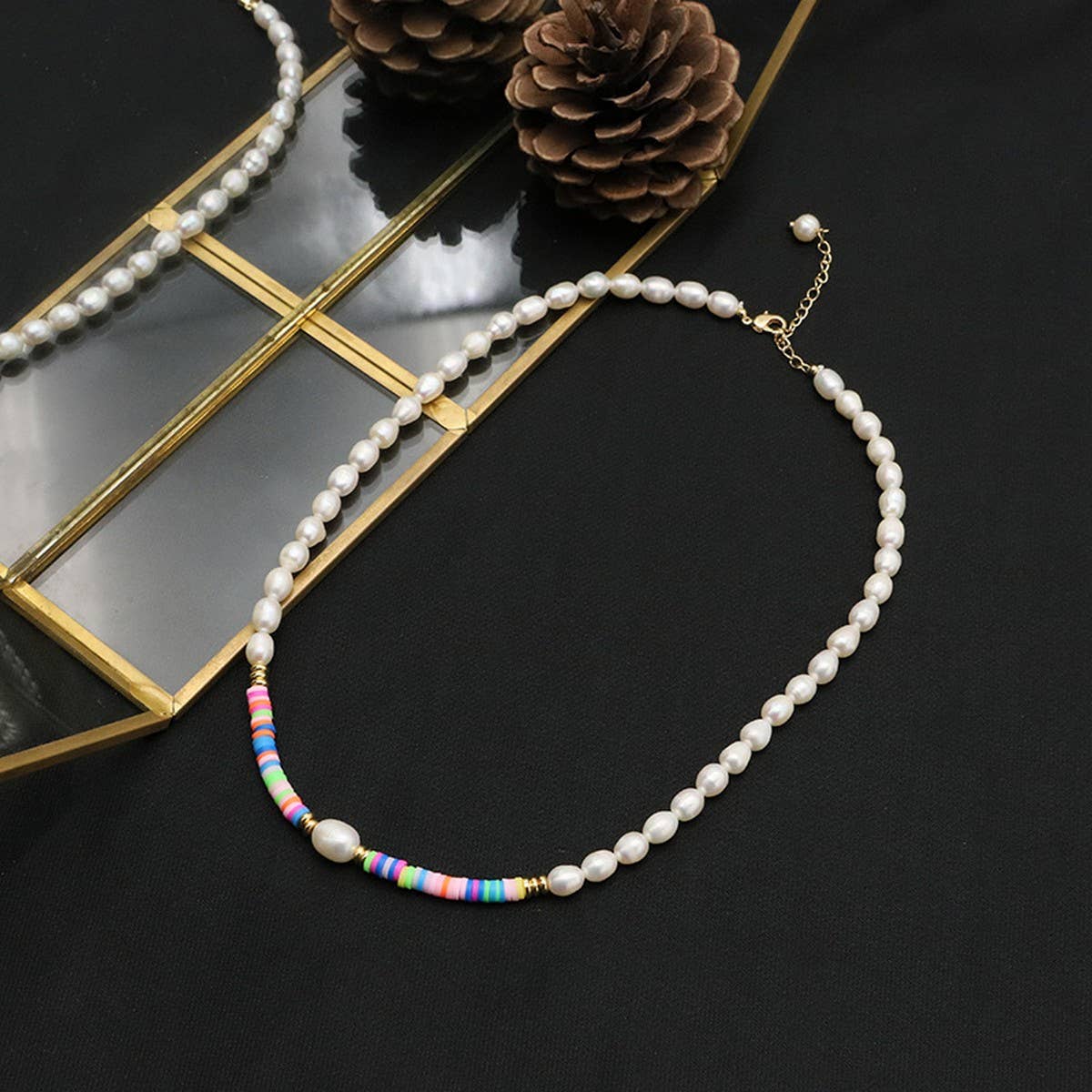 VINTAGE NATURAL FRESHWATER PEARL NECKLACE