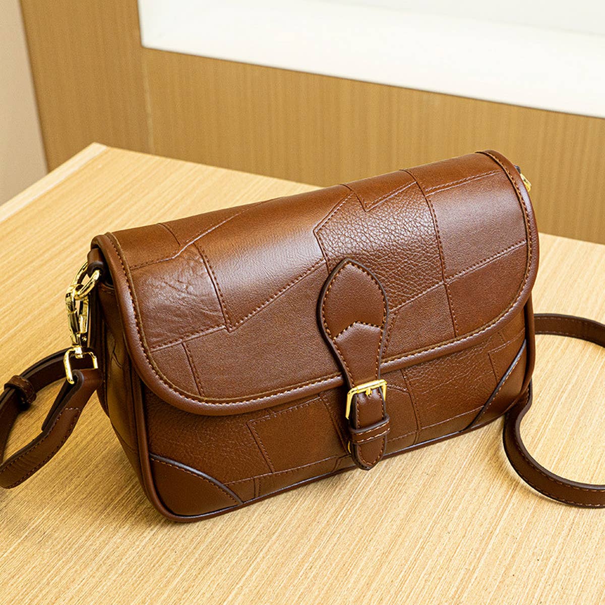 RETRO CLASSIC PATCHWORK SHOULDER BAG_CWAB2981