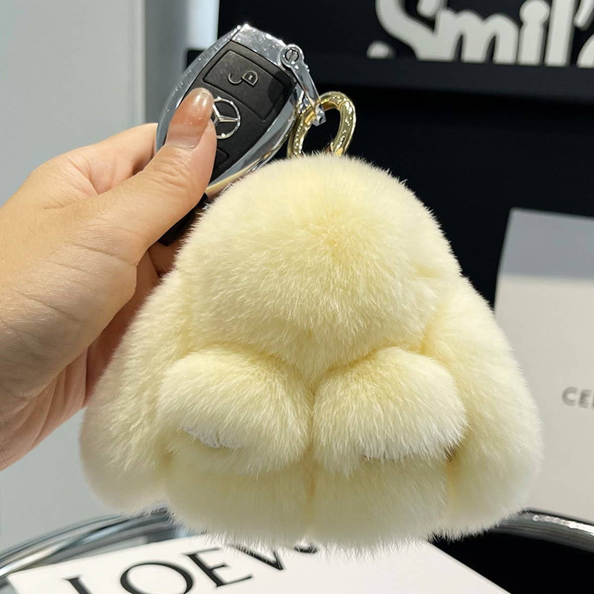 NEW MINI CUTE PLUSH BUNNY CAR KEYCHAIN PENDANT