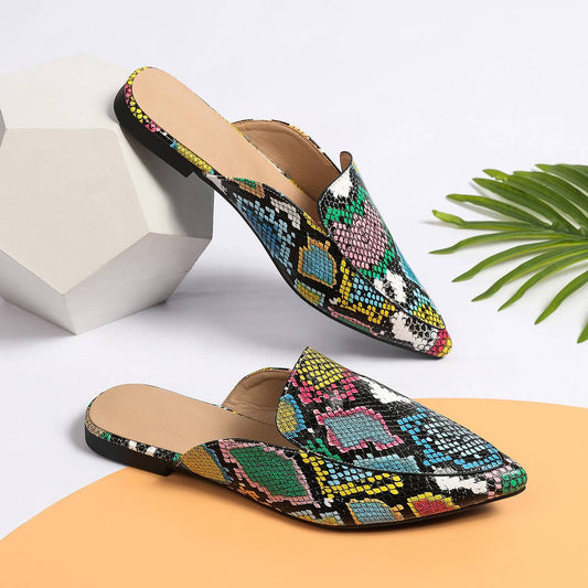 STYLISH SNAKE PRINT FLAT POINTED TOE MULES_CWSHF0030