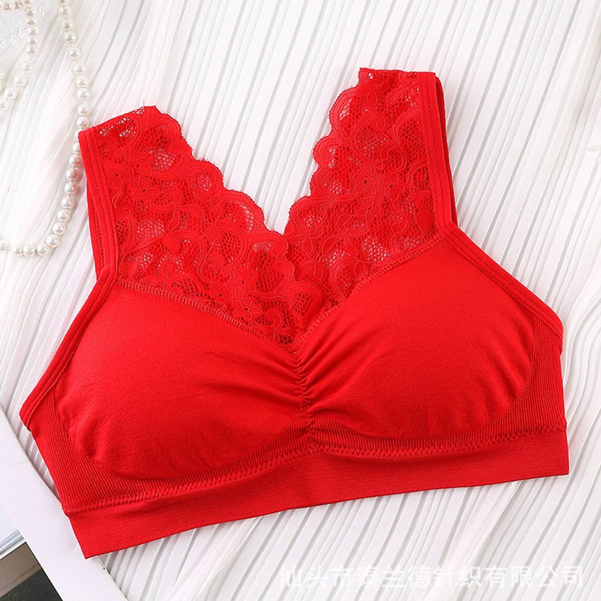 WOMEN PLUS-SIZE LACE BRA WITH BEAUTIFUL BACK