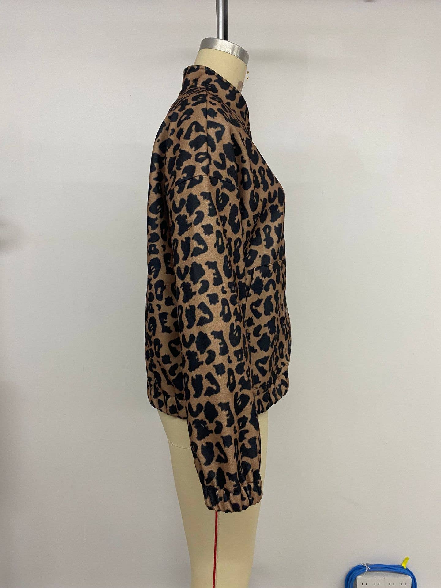 Trendy retro stand-up collar leopard print coat