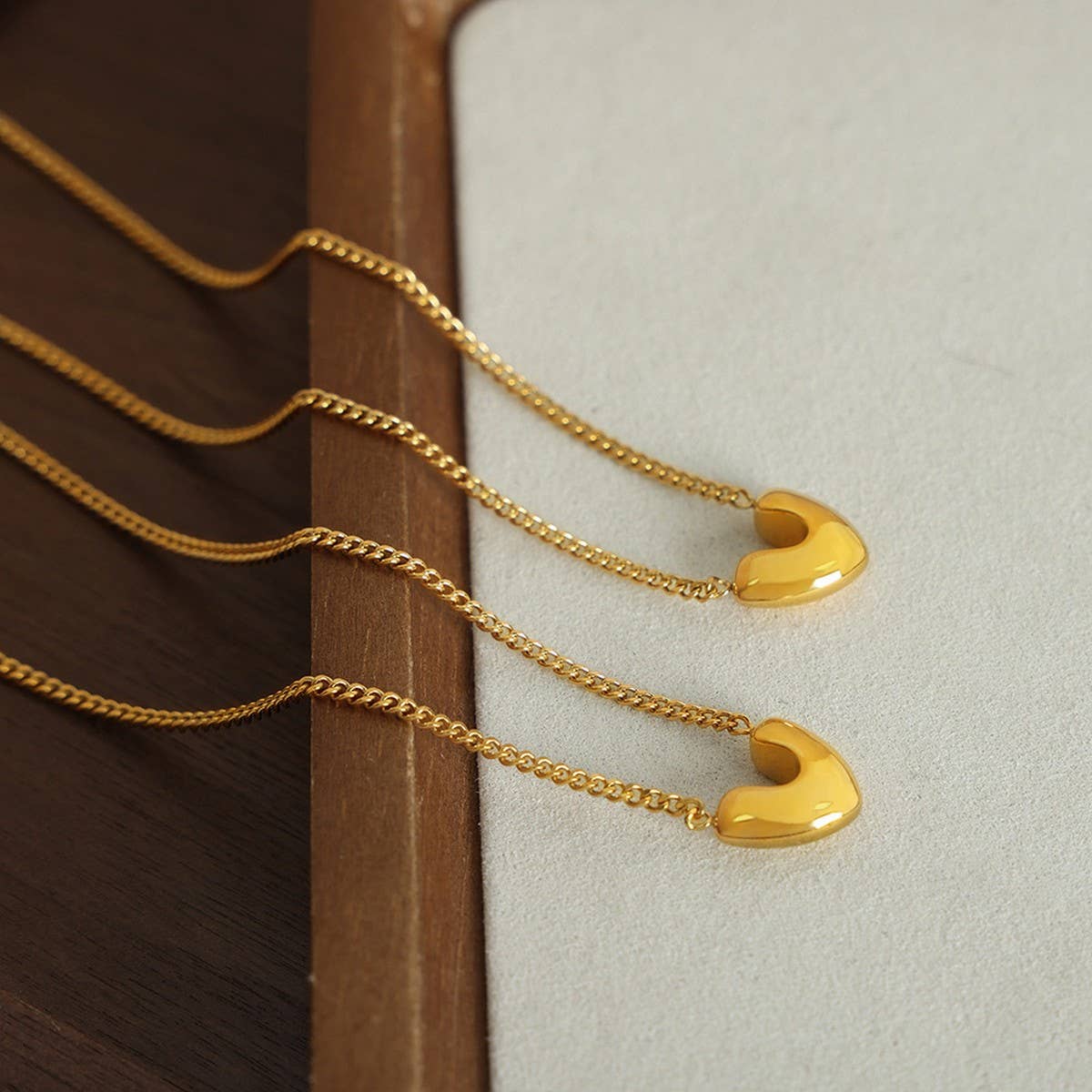 V SHAPED TITANIUM STEEL NECKLACE