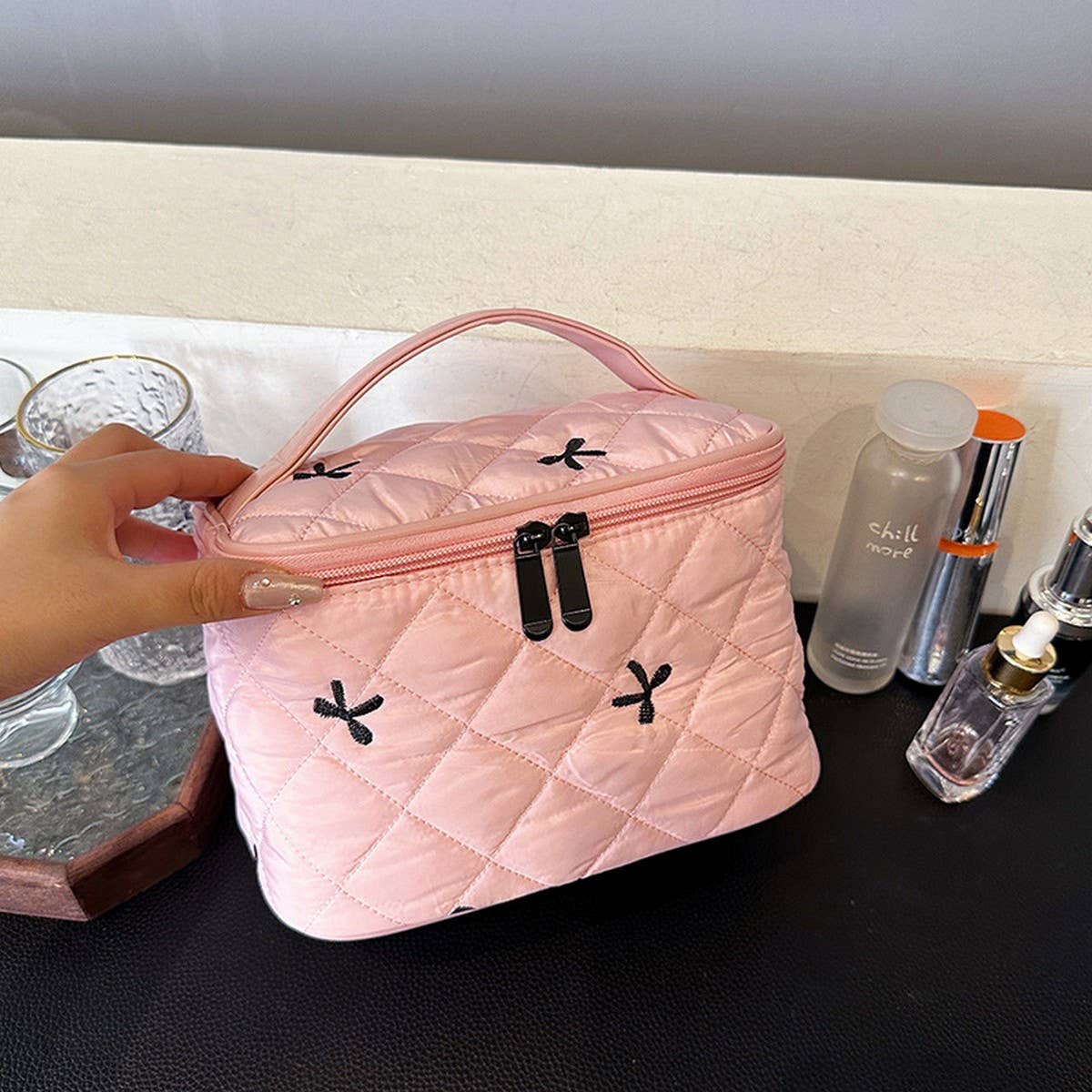 NEW SIMPLE SWEET EMBROIDERED BOW COSMETIC BAG_CWAB4369