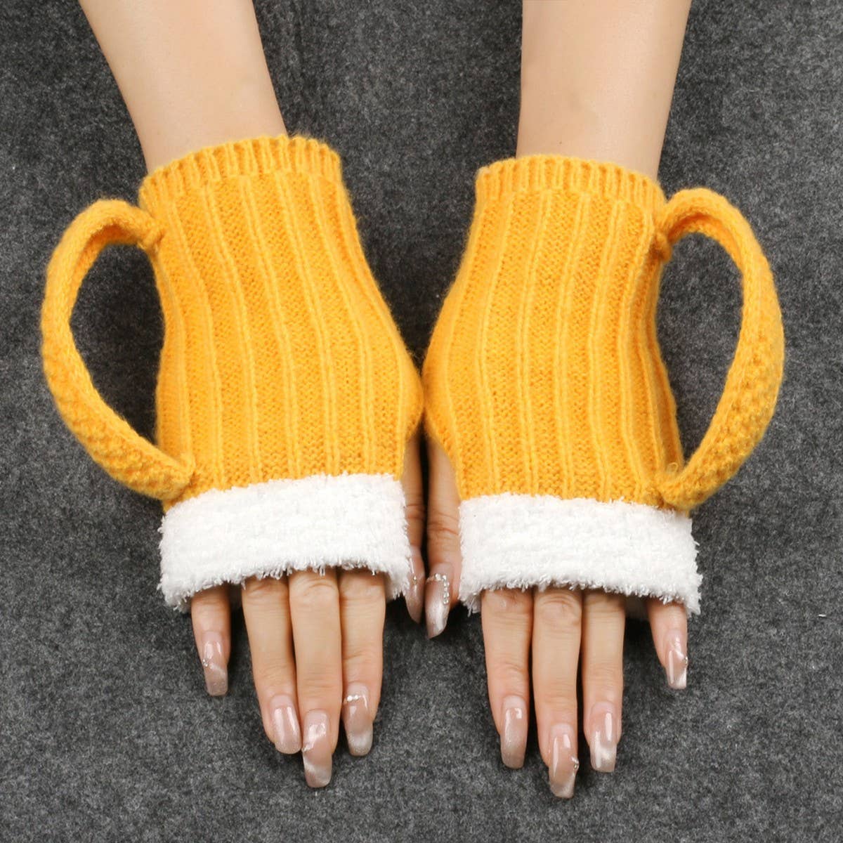 CWMM10076_BEER FESTIVAL KNIT FINGERLESS GLOVES UNISEX