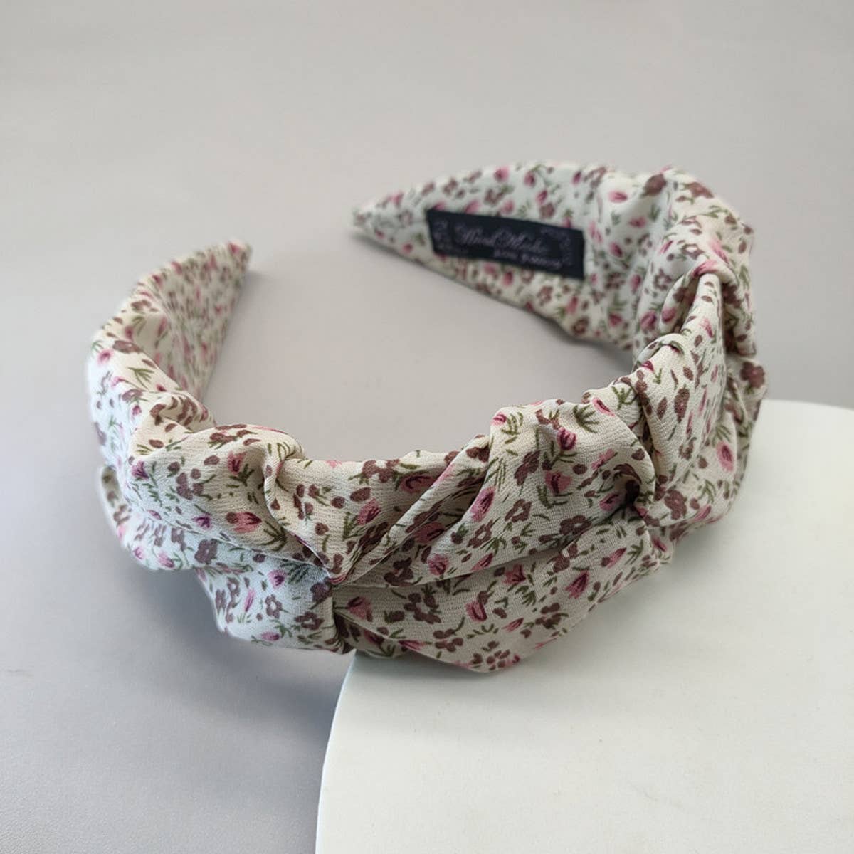 TRENDY FLORAL PLEATED HEADBAND