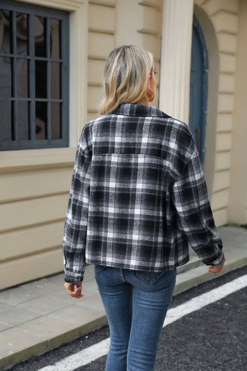 CWOCO0872_LONG SLEEVE LAPEL LOOSE POCKET PLAID COATS