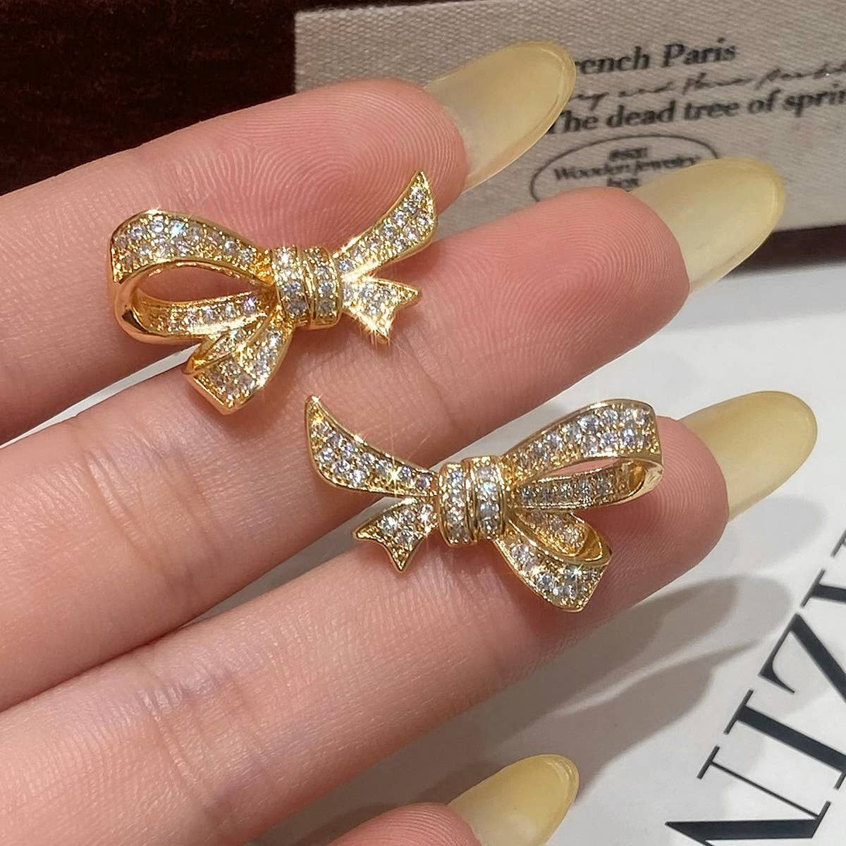SIMPLE DESIGN BOW EXQUISITE EARRINGS FOR WOMEN_CWAJE2995