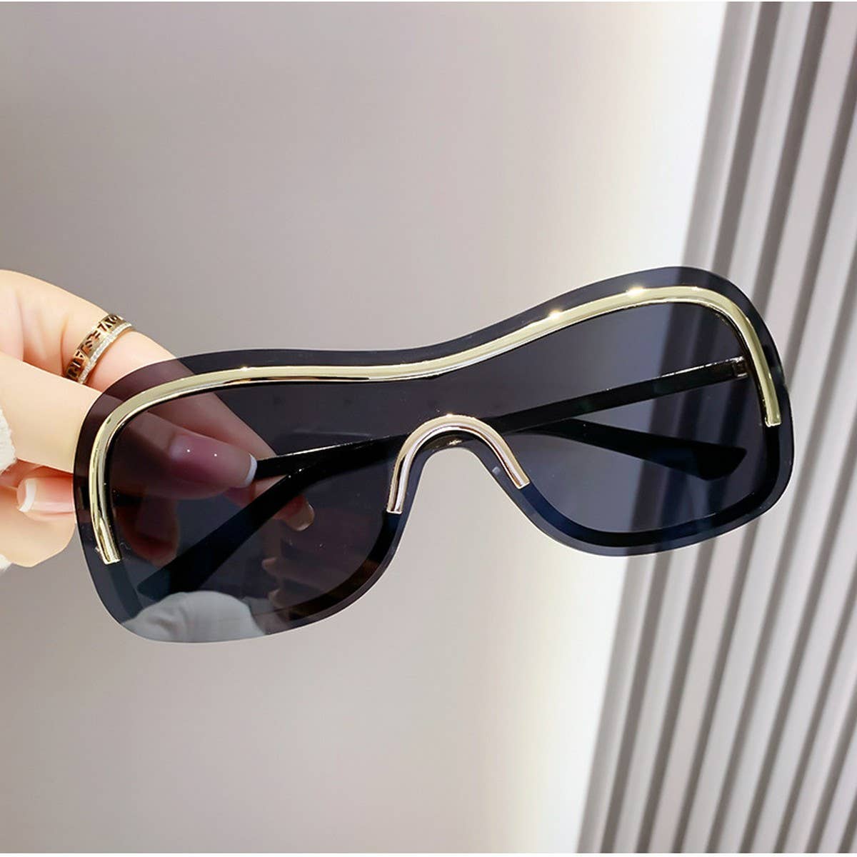 INTEGRATED METAL SUNGLASSES FRAMELESS GLASSES
