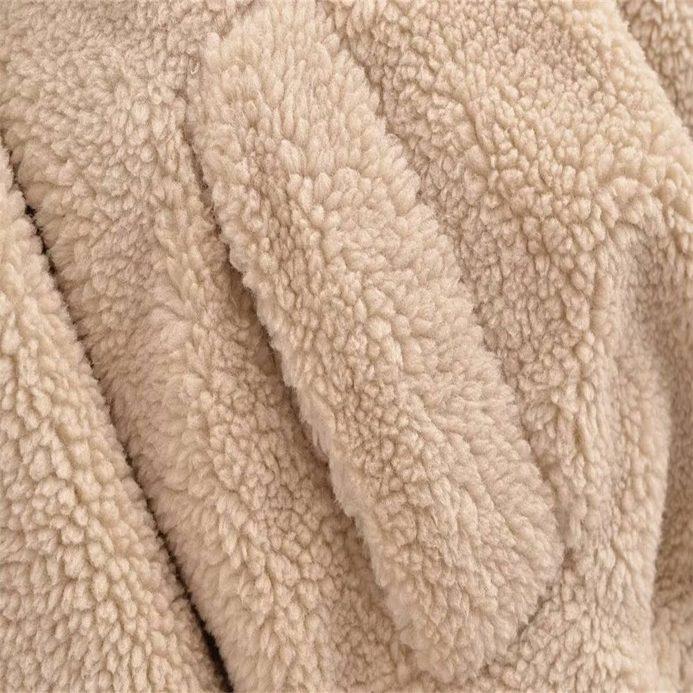 Street-style fleece pilot jacket coat