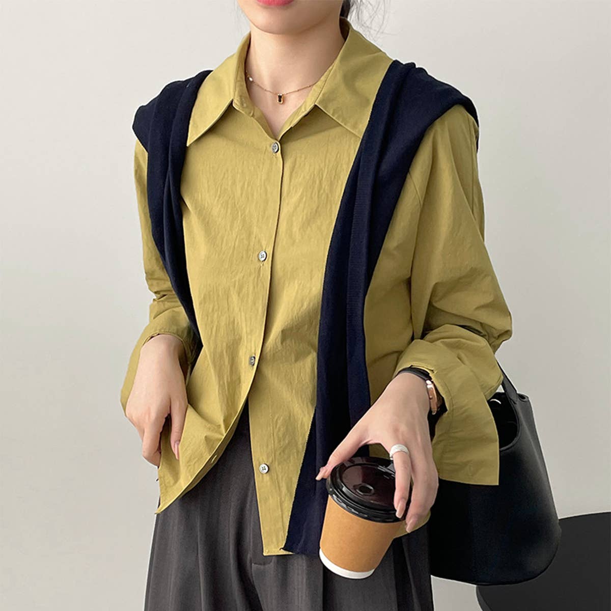 Simple solid color long sleeve short shirt