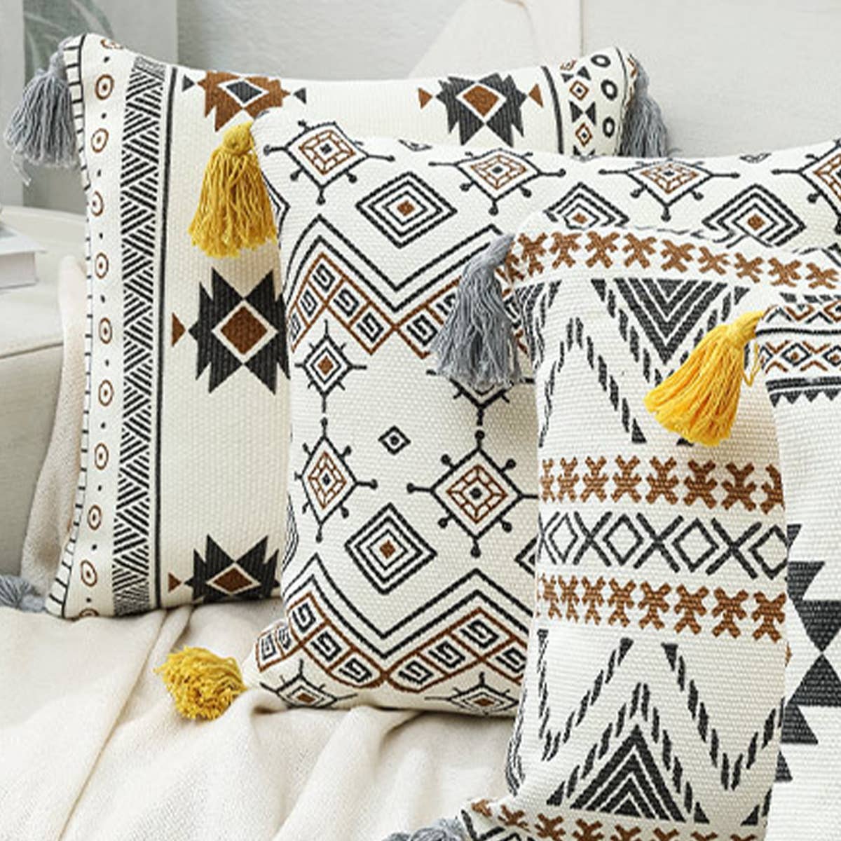 BOHEMIAN STYLE GEOMETRIC PILLOW COVER_CWMM0863