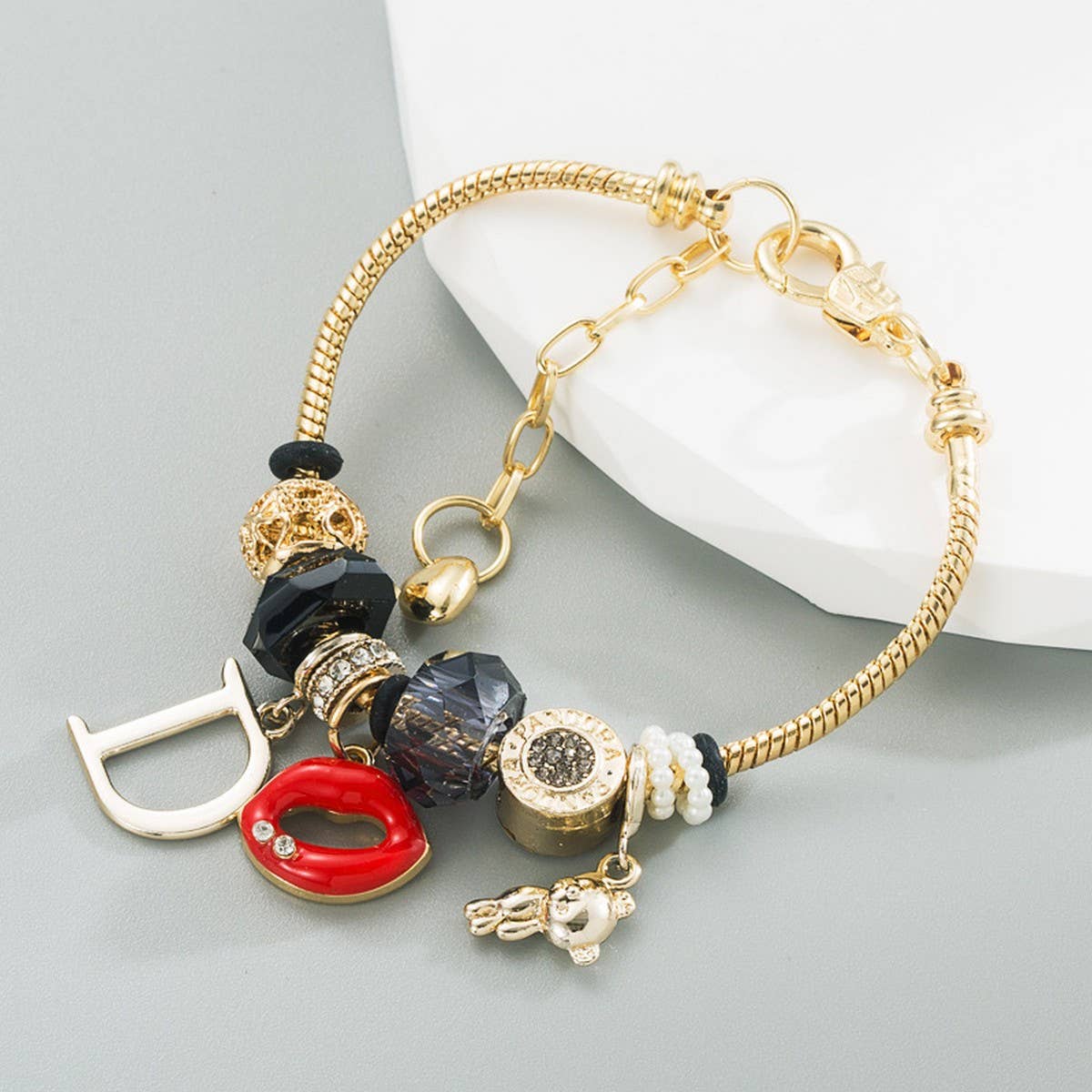 Devil Lips Pendant Alloy Chain Bracelet