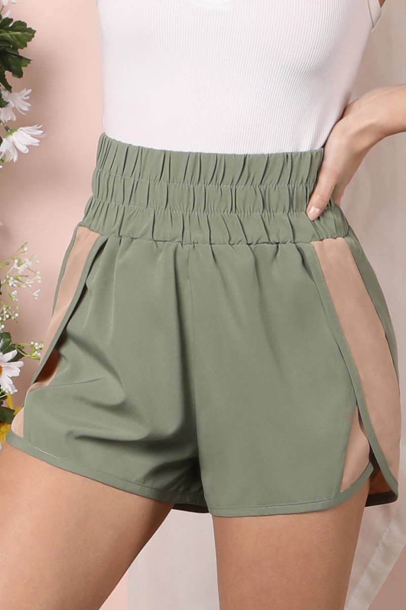 CWBSP136_High Waistband with Contrast Detail Comfy Shorts